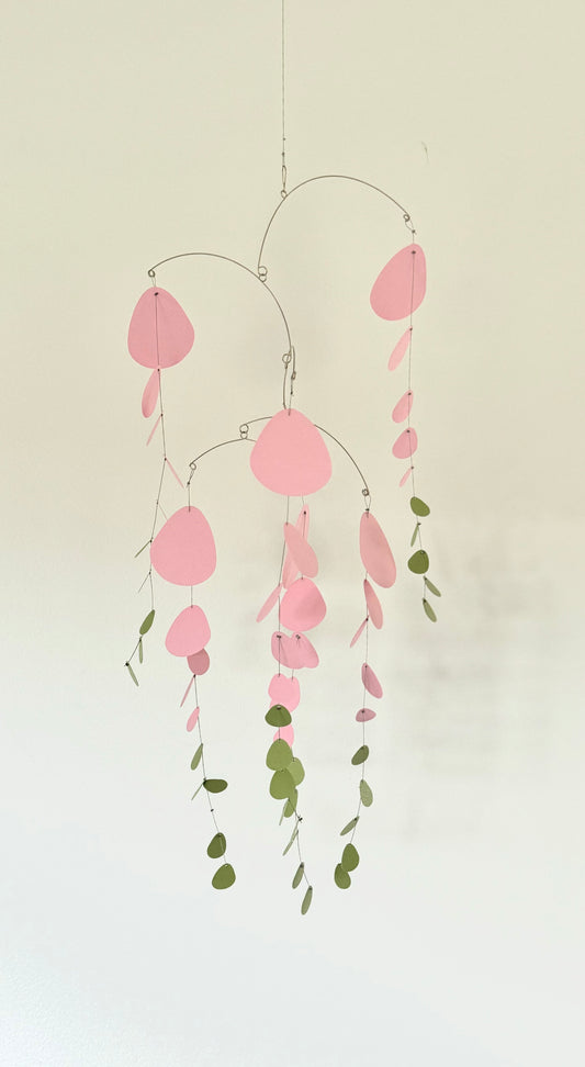 N.40 Kinetic Mobile Eucalyptus Pale Green & Rose